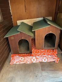 2 cucce in legno per cani