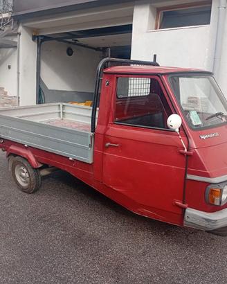 Piaggio ape car p3