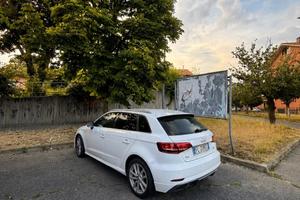 AUDI A3 S-Line 116 CV