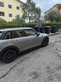 Mini 5 porte 1.2 benzina