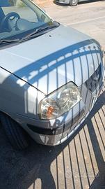 autovettura Hyundai Atos