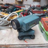 teodolite con treppiede