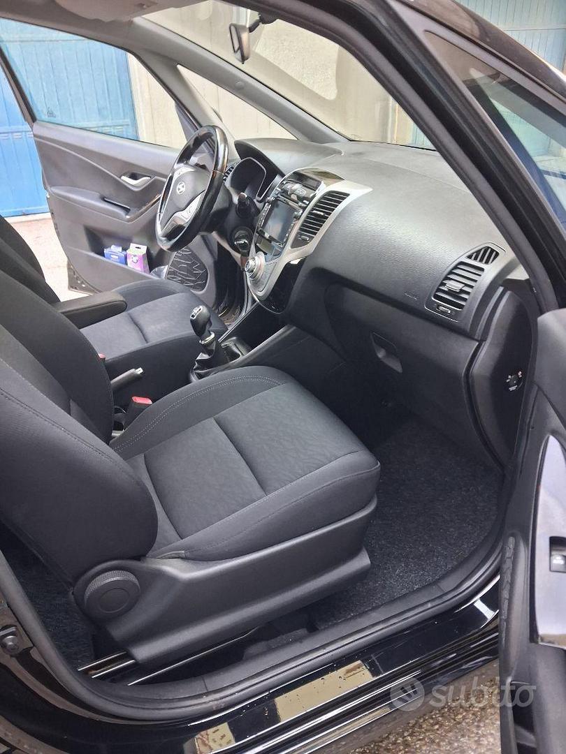 Hyundai Ix20 2015 photo 5