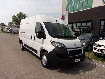 Peugeot Boxer 2.2 BLUEHDI 120 S&S 333 L2H2