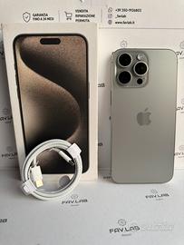 IPhone 15 Pro Max 256gb batteria 100% - negozio