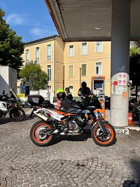 KTM SMT 890 Full optional Brembo RCS