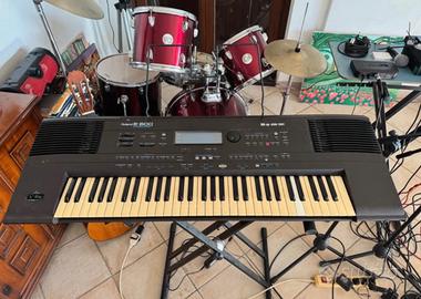 Tastiera Roland E-600