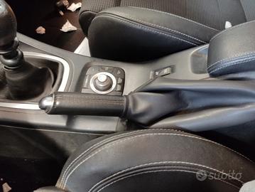 Leva freno a mano RENAULT MEGANE 1870cc benz 2011