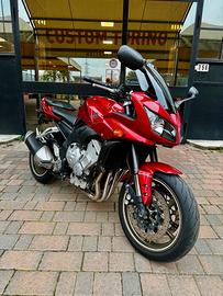 Yamaha FZ1 Fazer 1000
