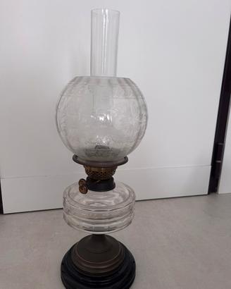 lampada a petrolio o a olio fine ottocento