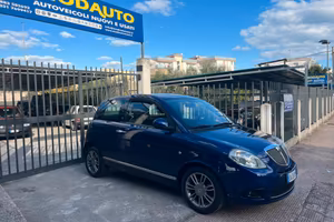 Lancia Ypsilon 1.2 Diva X Neo Patentati