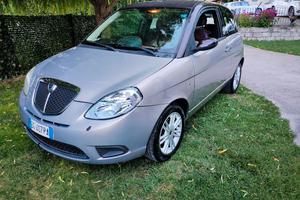lancia y prezzo trattabile 