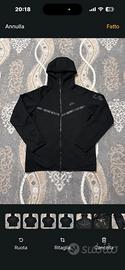 Nike tech