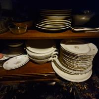 servizio piatti e caffe