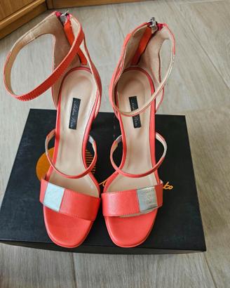 Sandalo Andrea Pinto in pelle corallo
