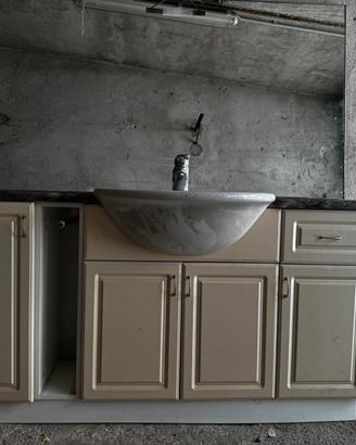 Mobile bagno stile classico bianco con marmo verde
