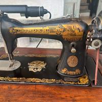 Macchina da cucire vintage Singer
