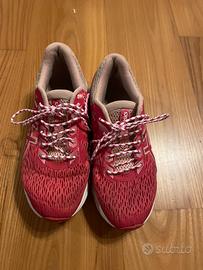Scarpe Asics leggere