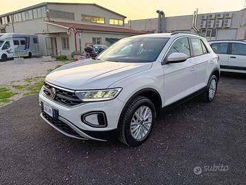 Volkswagen T-Roc 2.0 tdi Life 150cv dsg PREZZO REA