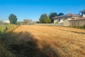 Terreno agricolo recintato - BENNA (BI)