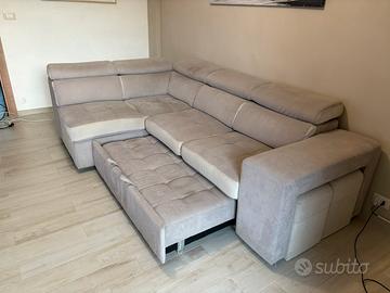 Divano letto tre posti