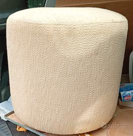 Pouf in tessuto 