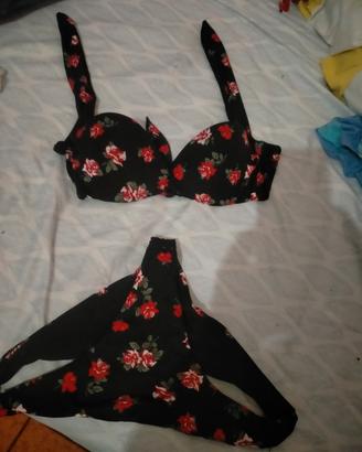 Bikini donna nero a fiori taglia M - mai usato