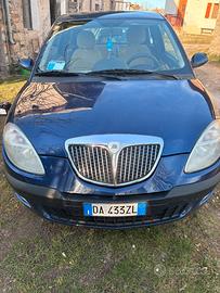 Lancia ypsilon 1.2 benzina