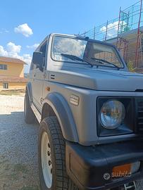 Suzuki samurai 