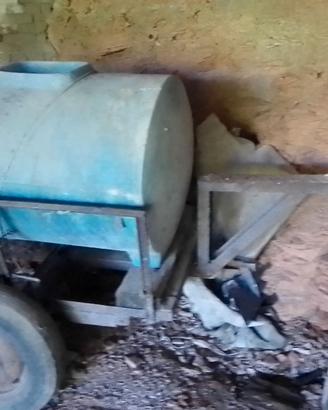 botte in cemento su carro