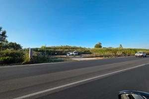 Terreno fronte strada sp 17