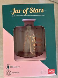 Bottiglia in vetro con filo di luci