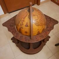 Mappamondo porta bottiglie
