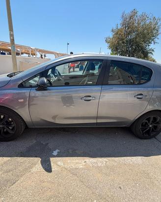 Opel Corsa 1.3 bicolor radio touch 2018