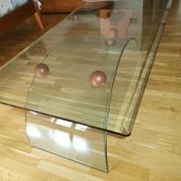 Tavolino in vetro