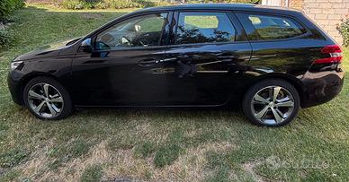 Peugeot 308 SW BLUE HDI 130 Active
