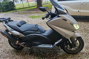Yamaha TMax 530