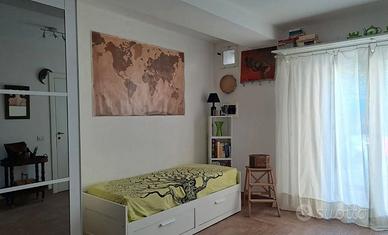 OSTIA PONENTE MONOLOCALE CON GIARDINO PRIVATO