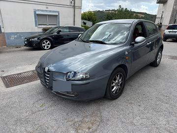 Alfa Romeo 147