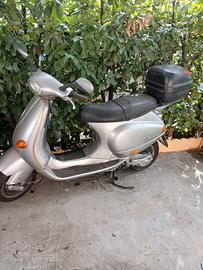 Piaggio Vespa 125 ET4 - 1997