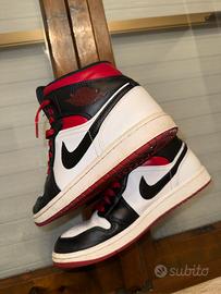 Air Jordan 1 Mid