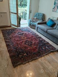 tappeto + 4 mensole sospese