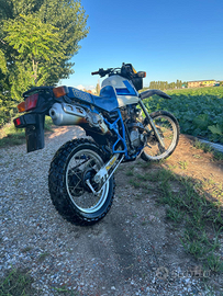Suzuki dr600