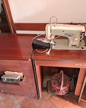 Macchina da cucire
