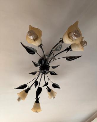 Lampadario in ferro battuto