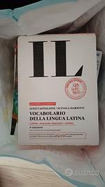 Dizionario italiano latino