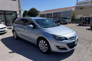 Opel Astra 1.7 CDTI 110CV Sports Tourer Cosmo