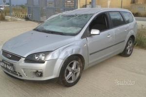 Ford Focus 1.6 tdci sw 07 RICAMBI