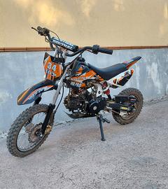 KXD PRO 125 4 tempi