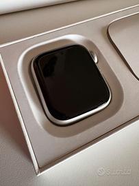 Apple Watch Series 9 45mm GPS + Cellular Perfetto
